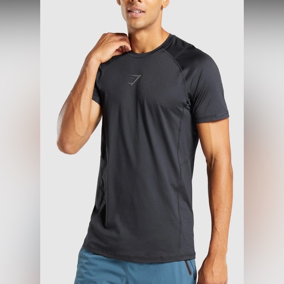 Gymshark Apex Mesh T-Shirt - Picture 1 of 9